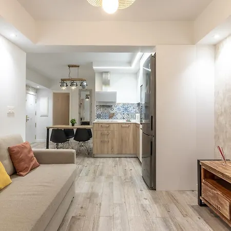 Park Iii With Parking By Aston Appartamento *