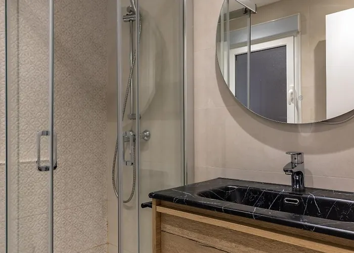 Park Iii With Parking By Aston * Bilbao