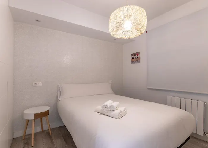 Park Iii With Parking By Aston Appartamento